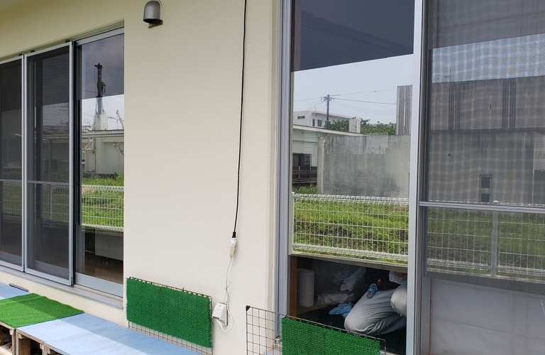 高性能で高品質な住宅用窓ガラスフィルム施工のことならニュコアおきなわへご依頼ください